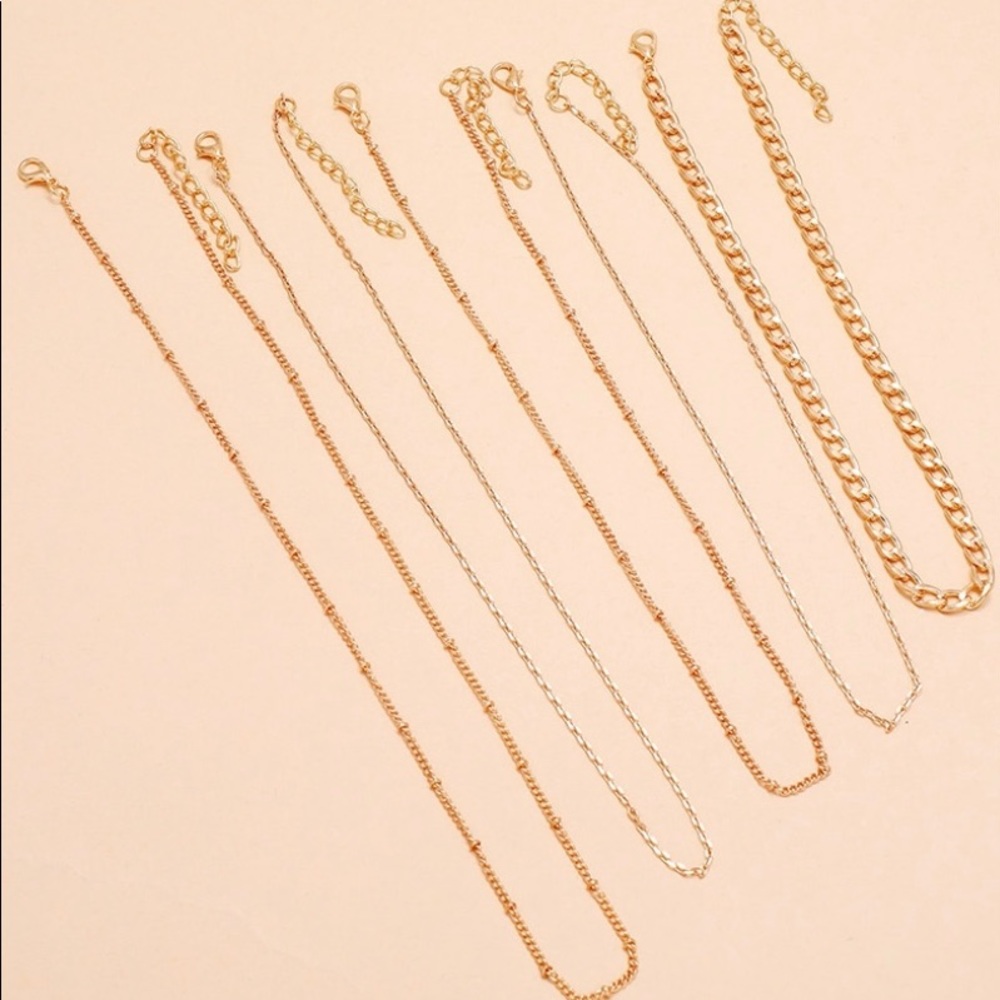 Gold necklace set